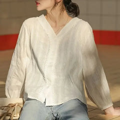 White Sweet V-neck Lace Long Sleeved Shirt With Bubble Sleeves Versatile Top Autumn Retro Sweet Single Breasted