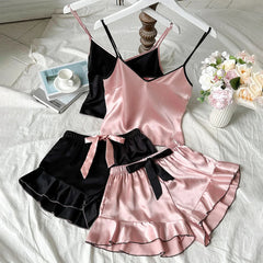 Women's Smooth Satin Pajamas V-Neck T-Shirt Ruffled Edges And Bow Shorts Simple And Breathable Pajama Set Sling