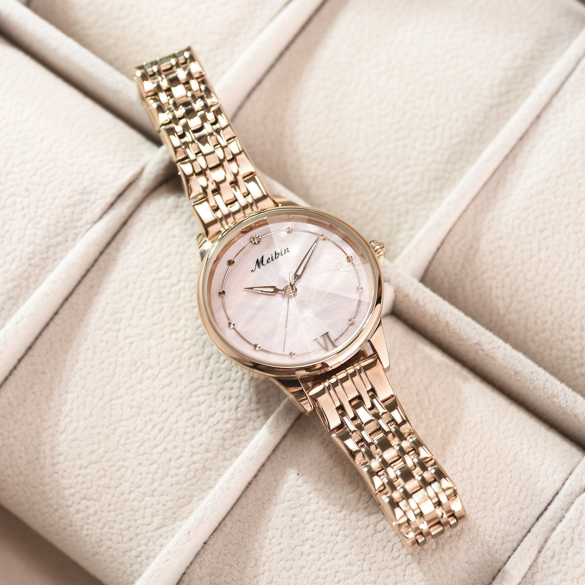 Luxury Brand Women's Quartz Watch | Fashionable Casual Diamond Geneva Bracelet